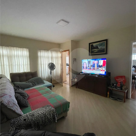 Casa à venda com 3 quartos, sendo 1 suíte,  em Vila Oliveira, Mogi das Cruzes, SP