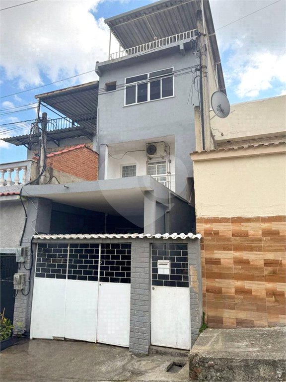 Casa à venda com 3 quartos em Campo Grande, Rio de Janeiro, RJ