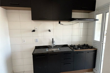 Apartamento à venda com 2 quartos, sendo 1 suíte, em Vila Galvão, Guarulhos, SP