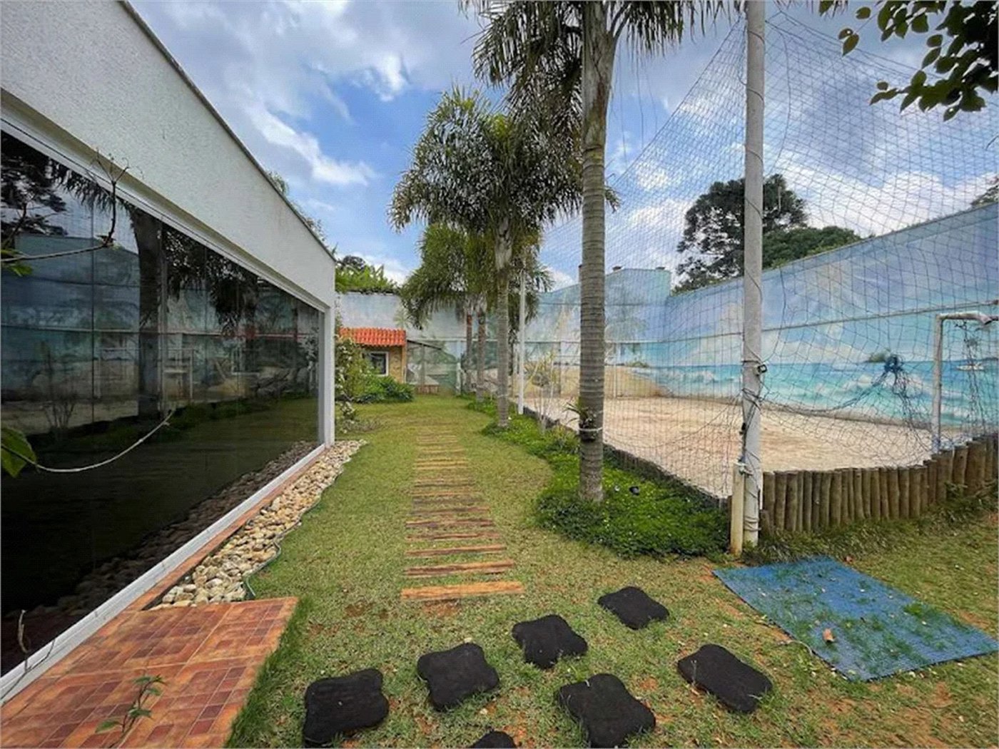 Casa à venda com 4 suítes no condomínio Miollo da Granja, Cotia - SP