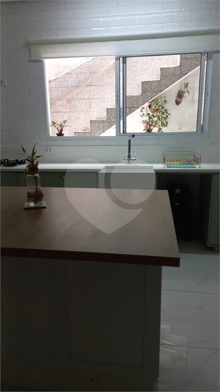 Sobrado à venda com 2 quartos, sendo 1 suíte, em Tremembé, São Paulo, SP