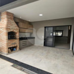 Casa à venda com 3 quartos, sendo 1 suíte, no condomínio Mantova, Indaiatuba - SP