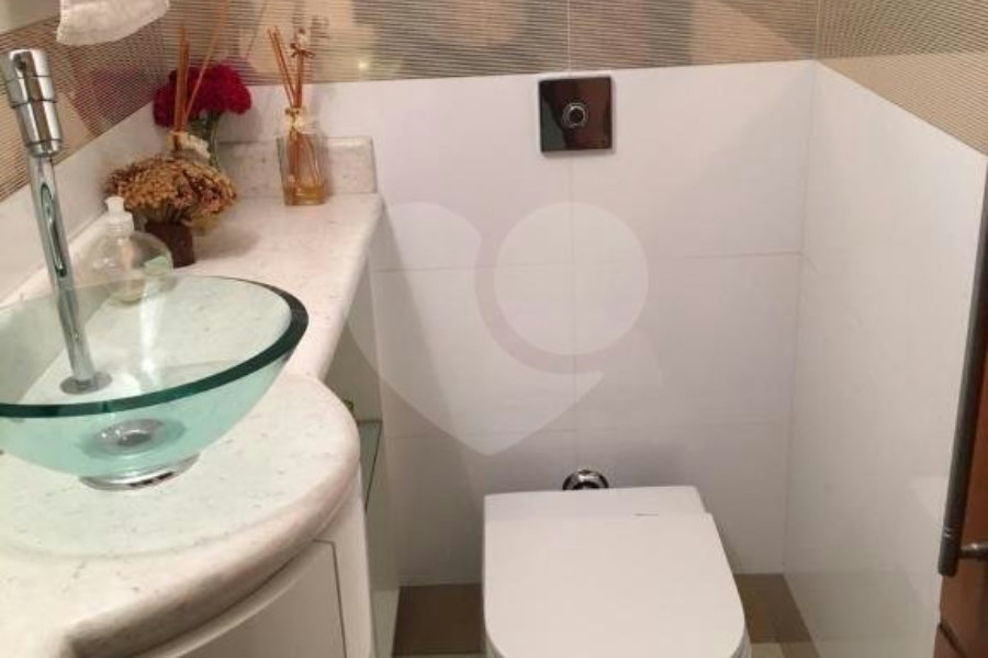 Sobrado à venda com 3 suítes em Vila Nova Cachoeirinha, São Paulo, SP