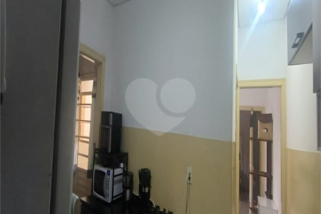 Casa Térrea à venda com 5 quartos, sendo 1 suíte, em Chora Menino, São Paulo, SP
