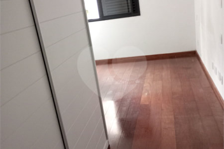 Apartamento à venda com 3 quartos, sendo 2 suítes, em Perdizes, São Paulo, SP