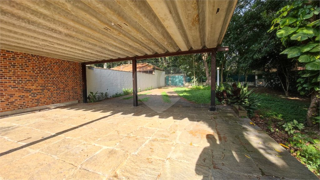 Terreno à venda com 1 suíte em Interlagos, São Paulo, SP
