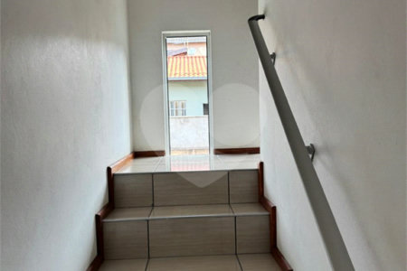 Sobrado à venda com 3 quartos, sendo 1 suíte,  em Parque dos Sabiás, Louveira, SP