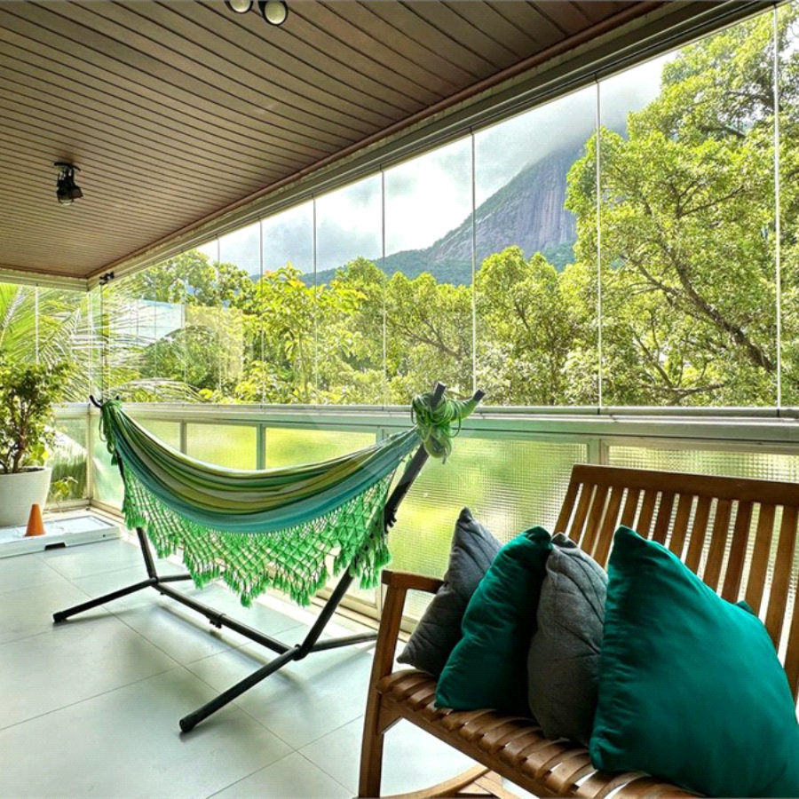 Apartamento à venda com 3 quartos, sendo 1 suíte, em Lagoa, Rio de Janeiro, RJ