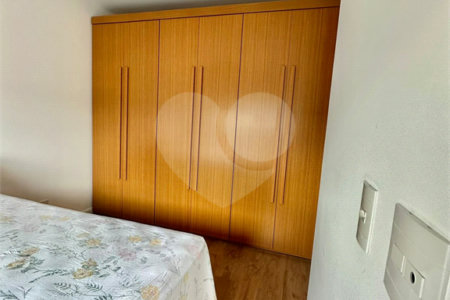 Apartamento à venda com 3 quartos, sendo 1 suíte,  em Vila Andrade, São Paulo, SP