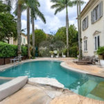 Casa à venda com 4 suítes no condomínio Ville D´asolo, São Paulo - SP