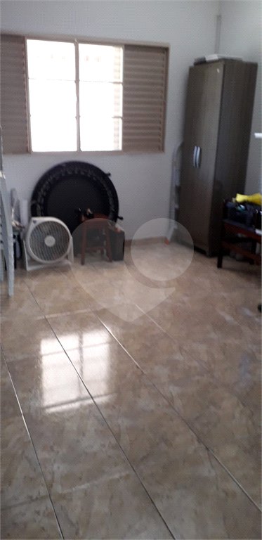 Casa à venda com 3 quartos, sendo 1 suíte, em Parque Continental I, Guarulhos, SP