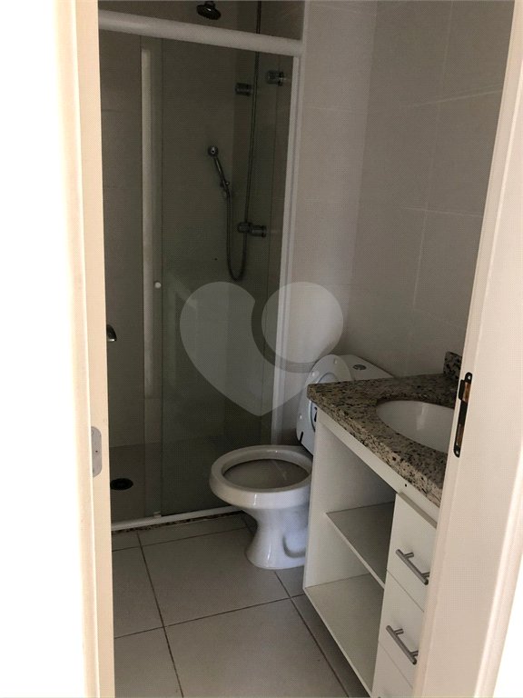 Apartamento à venda com 3 quartos, sendo 1 suíte,  em Brás, São Paulo, SP