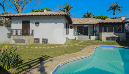 Casa Térrea à venda ou para alugar com 4 quartos, sendo 3 suítes,  em Alto da Boa Vista, São Paulo, SP