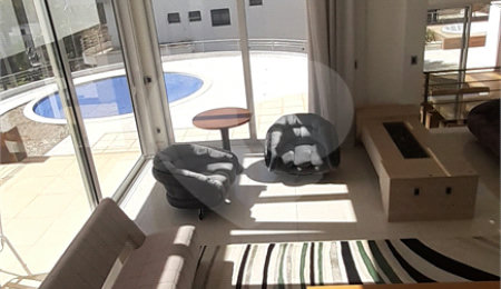 Casa à venda com 5 suítes em Tanque, Atibaia, SP