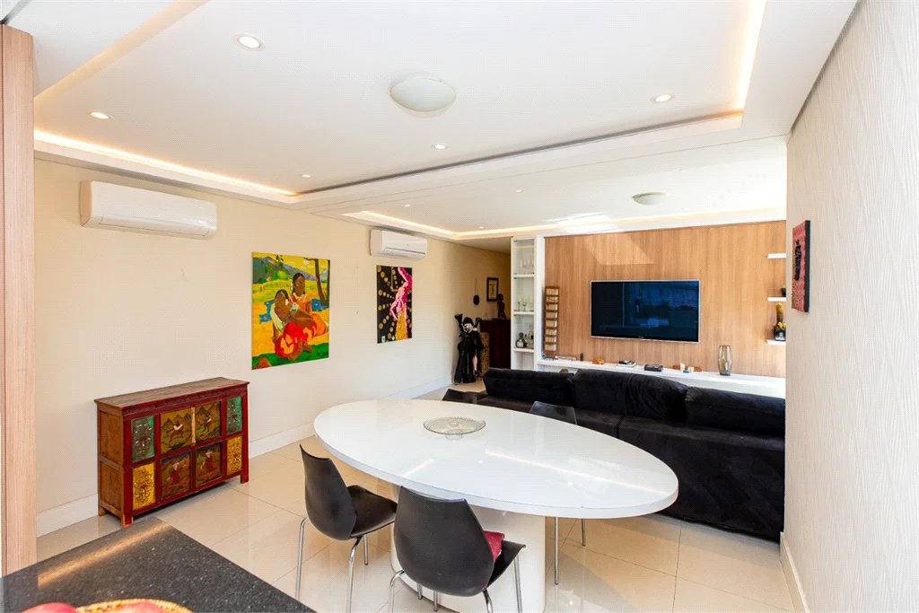 Apartamento à venda com 3 quartos, sendo 1 suíte, em Brooklin Paulista, São Paulo, SP