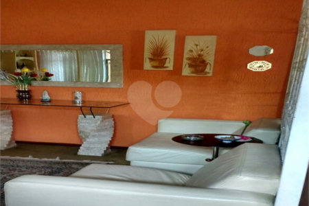 Sobrado à venda com 3 quartos, sendo 1 suíte, em Jardim Franca, São Paulo, SP