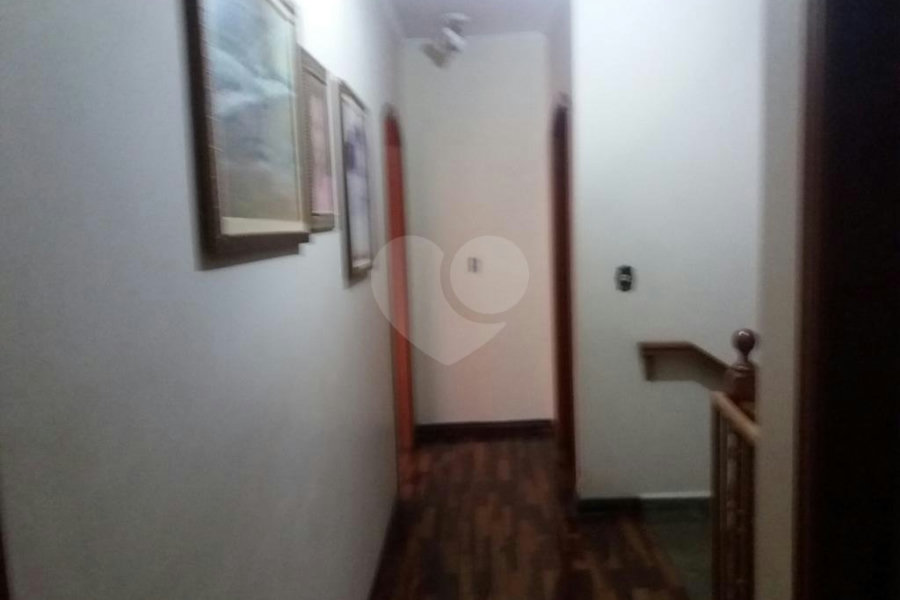 Sobrado à venda com 4 quartos, sendo 2 suítes, em Tremembé, São Paulo, SP