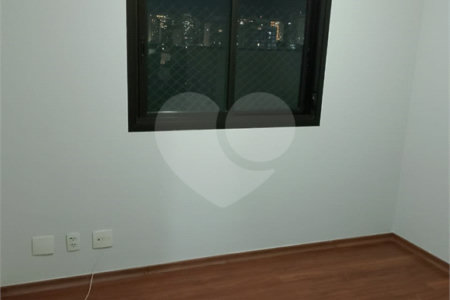 Apartamento à venda com 2 quartos em Tatuapé, São Paulo, SP