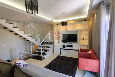 Casa à venda com 3 quartos, sendo 1 suíte,  em Horto Santo Antonio, Jundiaí, SP