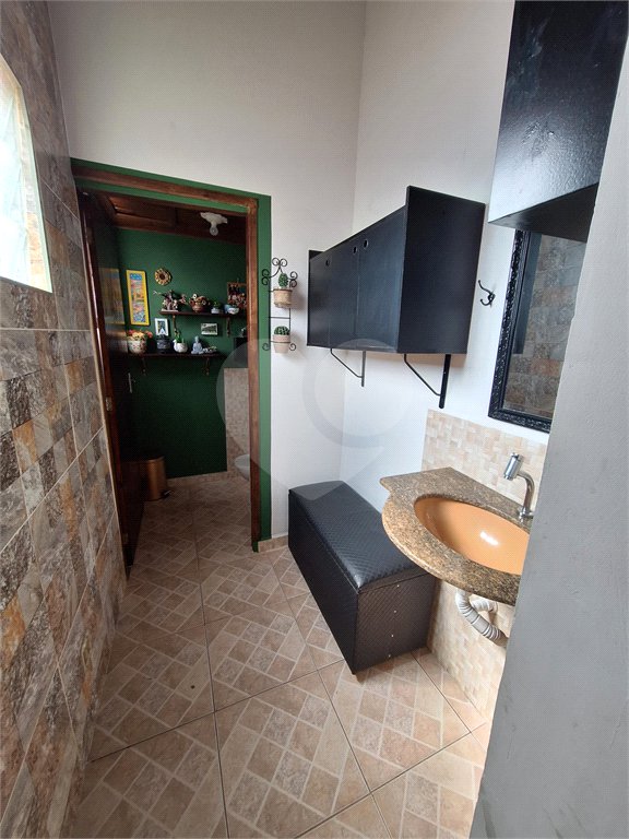Sobrado à venda com 3 quartos em Tremembé, São Paulo, SP