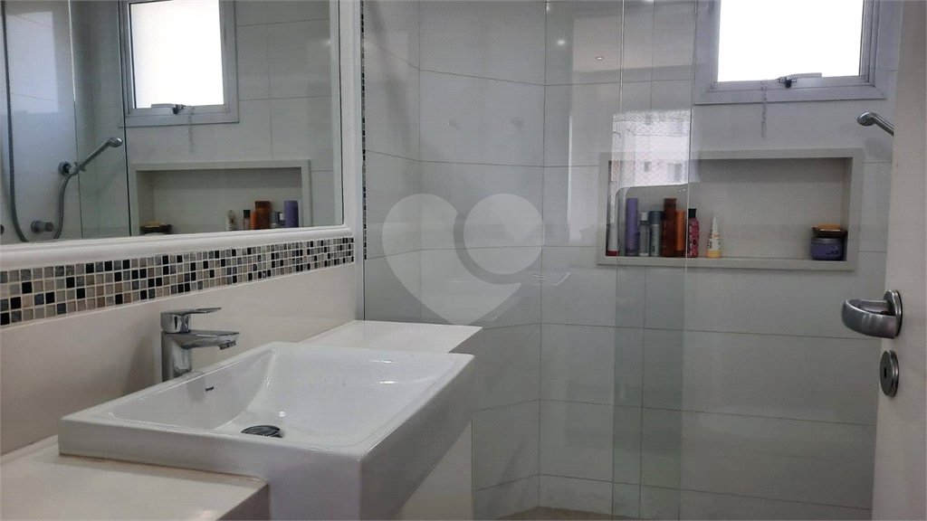 Apartamento à venda com 3 quartos, sendo 1 suíte, em Jardim Marajoara, São Paulo, SP