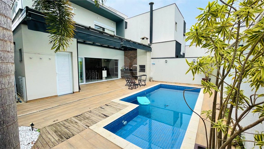 Casa à venda com 3 quartos, sendo 1 suíte, no condomínio Sun Lake, Sorocaba - SP
