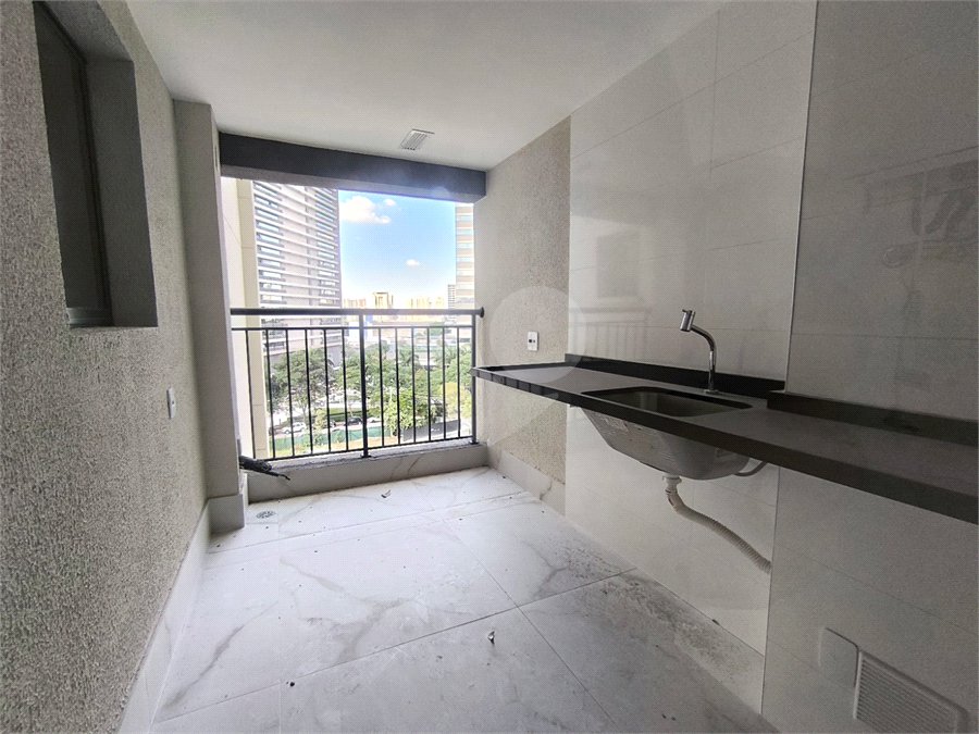 Apartamento à venda ou para alugar com 3 suítes em Água Branca, São Paulo, SP