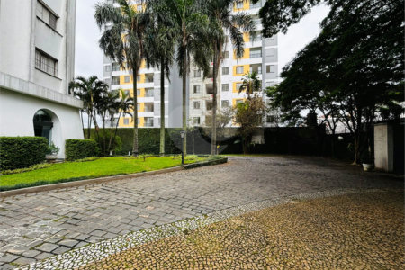 Apartamento à venda com 3 quartos, sendo 1 suíte, em Morumbi, São Paulo, SP