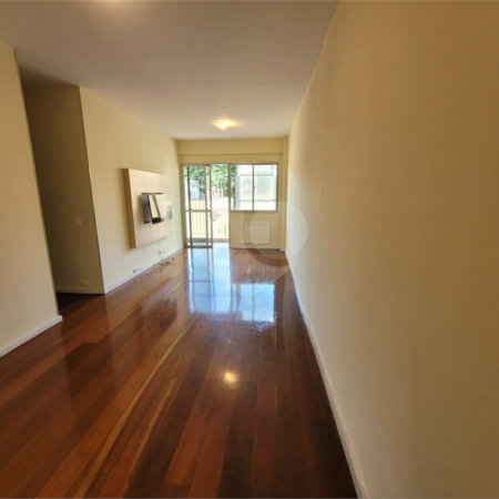 Apartamento à venda com 3 quartos, sendo 1 suíte,  em Tijuca, Rio de Janeiro, RJ