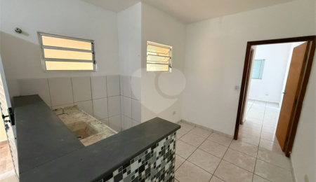 Casa à venda com 2 quartos, sendo 1 suíte,  em Jardim Imperial, Atibaia, SP