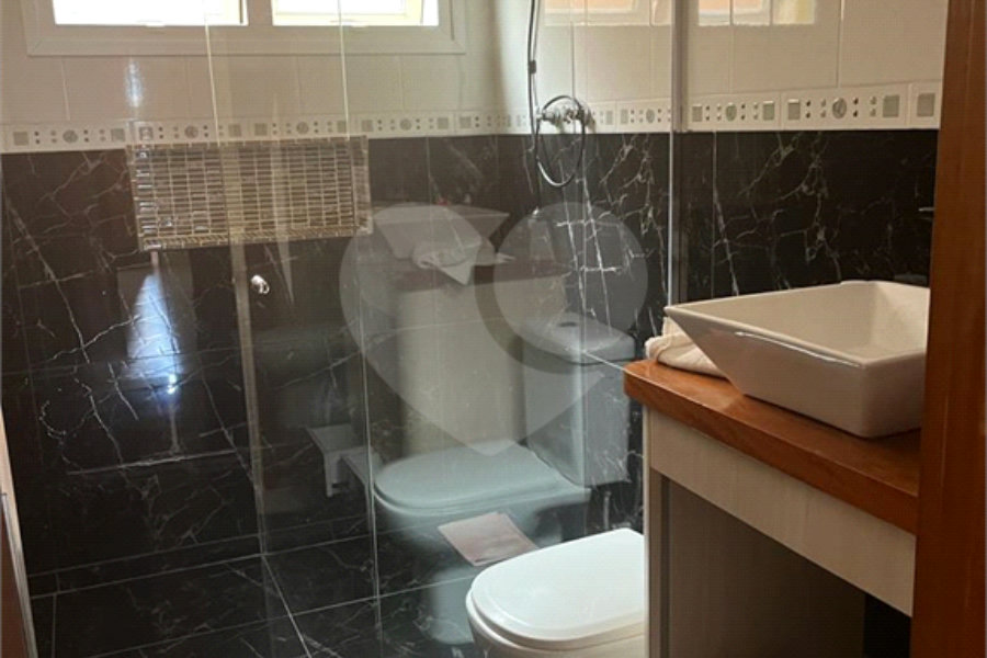Casa à venda com 4 quartos, sendo 1 suíte, no condomínio Estancia da Serra / Residencial Nova Mairipora, Mairiporã - SP