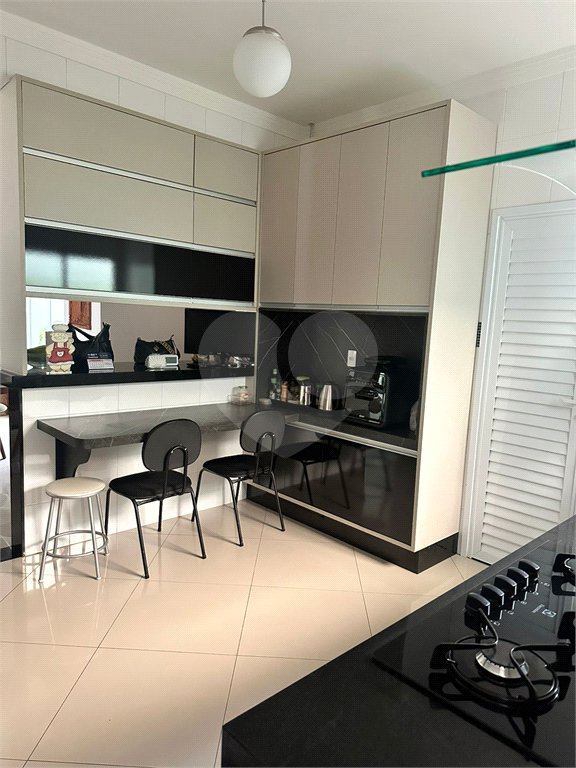 Casa à venda com 3 suítes em Jardim Regina, Indaiatuba, SP