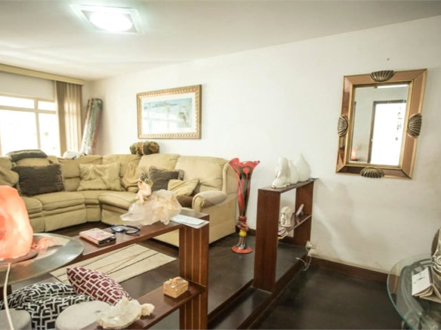 Casa à venda com 3 quartos, sendo 1 suíte,  em Mirandópolis, São Paulo, SP