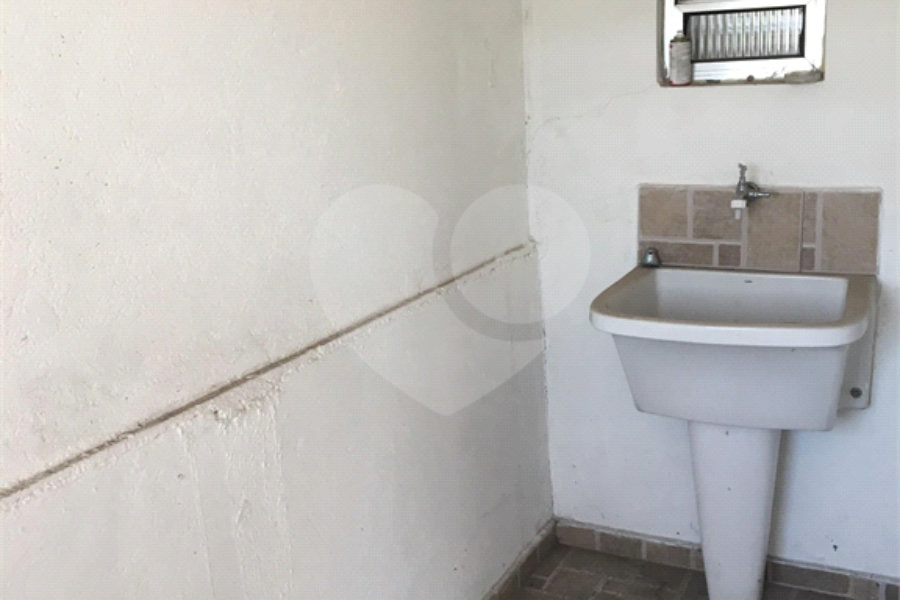 Sobrado à venda com 4 quartos, sendo 1 suíte, em Tremembé, São Paulo, SP