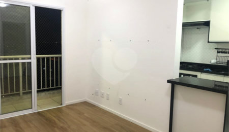 Apartamento à venda ou para alugar com 2 quartos em Parque Vitória, São Paulo, SP
