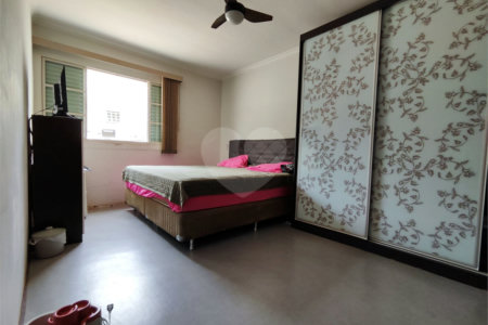 Sobrado à venda com 2 quartos em Jardim Emília, Sorocaba, SP