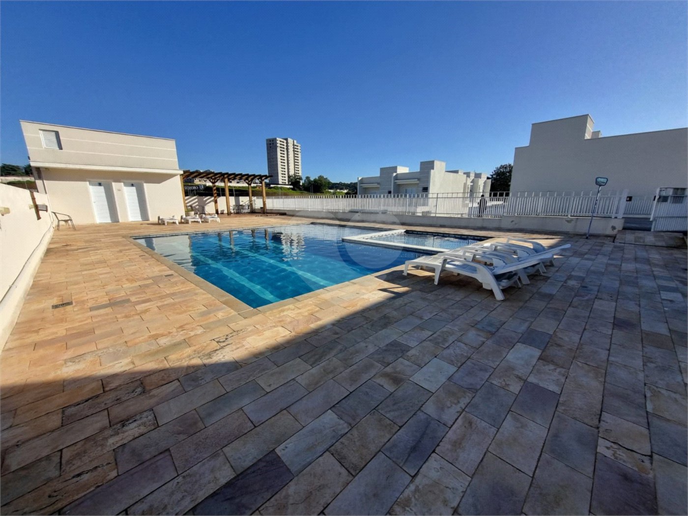 Casa à venda com 2 suítes no condomínio Residencial Américo Figueiredo, Sorocaba - SP