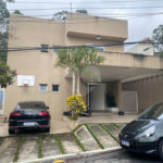 Casa à venda com 4 suítes no condomínio Granja Morumbi, São Paulo - SP