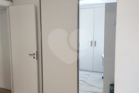 Apartamento à venda com 4 quartos, sendo 2 suítes, em Pinheiros, São Paulo, SP