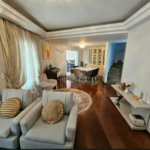 Casa à venda com 3 quartos, sendo 2 suítes, no condomínio Vila Borghese, São Paulo - SP