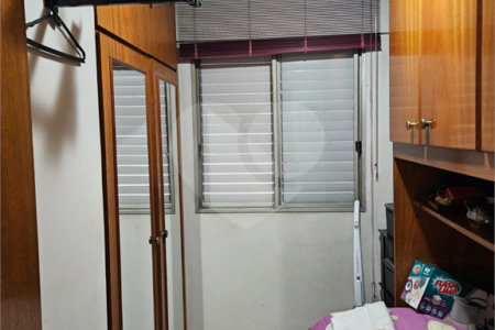 Casa à venda com 3 quartos, sendo 1 suíte, no condomínio Jconde de Irajá, São Paulo - SP