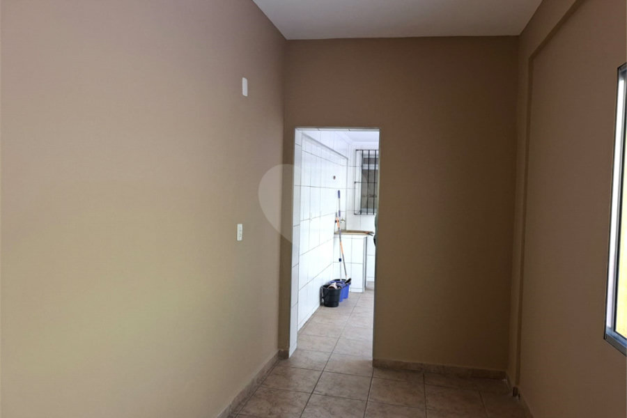 Sobrado à venda com 3 quartos no Brasilândia, São Paulo, SP