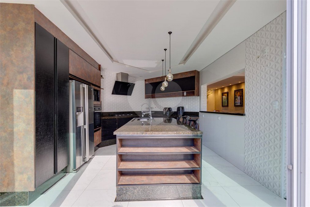 Casa à venda com 4 quartos, sendo 2 suítes, em Interlagos, São Paulo, SP