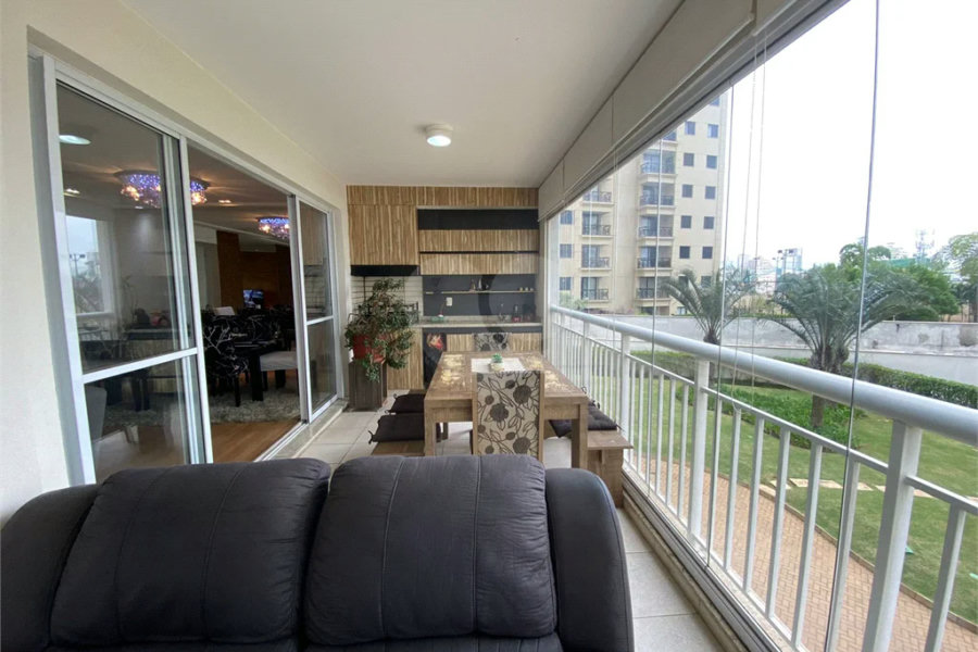 Apartamento à venda com 3 quartos, sendo 1 suíte,  em Santana, São Paulo, SP