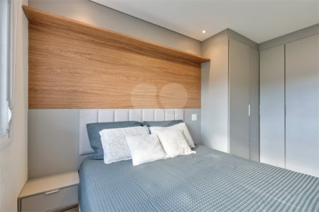 Apartamento com 68m² sala 02 ambientes, 02 dormitórios, sendo 01 suíte banheiro social e vaga no subsolo.! Venha conhecer!