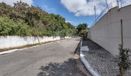 Terreno à venda no condomínio Jardim Leonor Mendes de Barros, São Paulo - SP