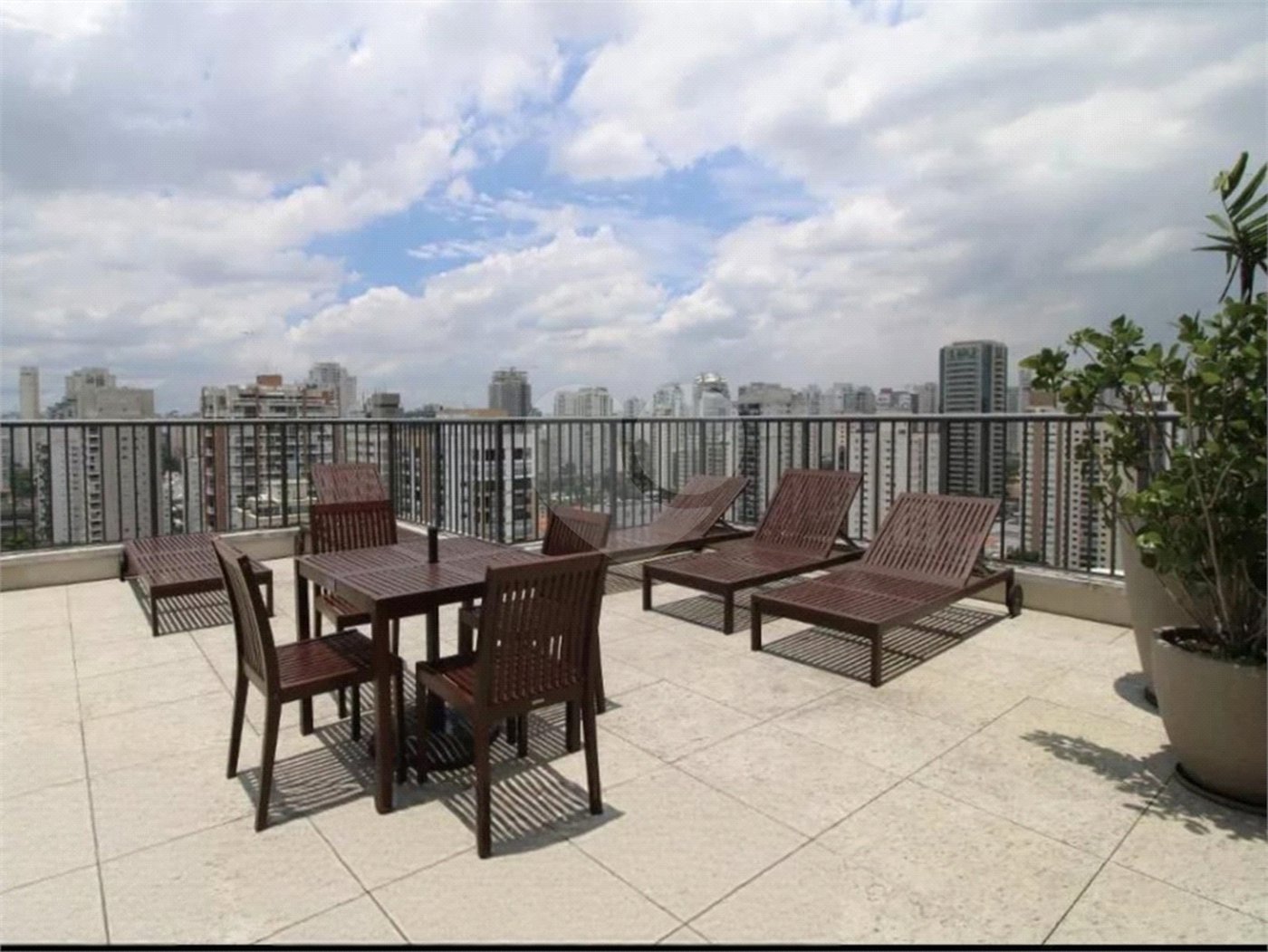 Apartamento à venda com 2 quartos, sendo 1 suíte, em Brooklin, São Paulo, SP