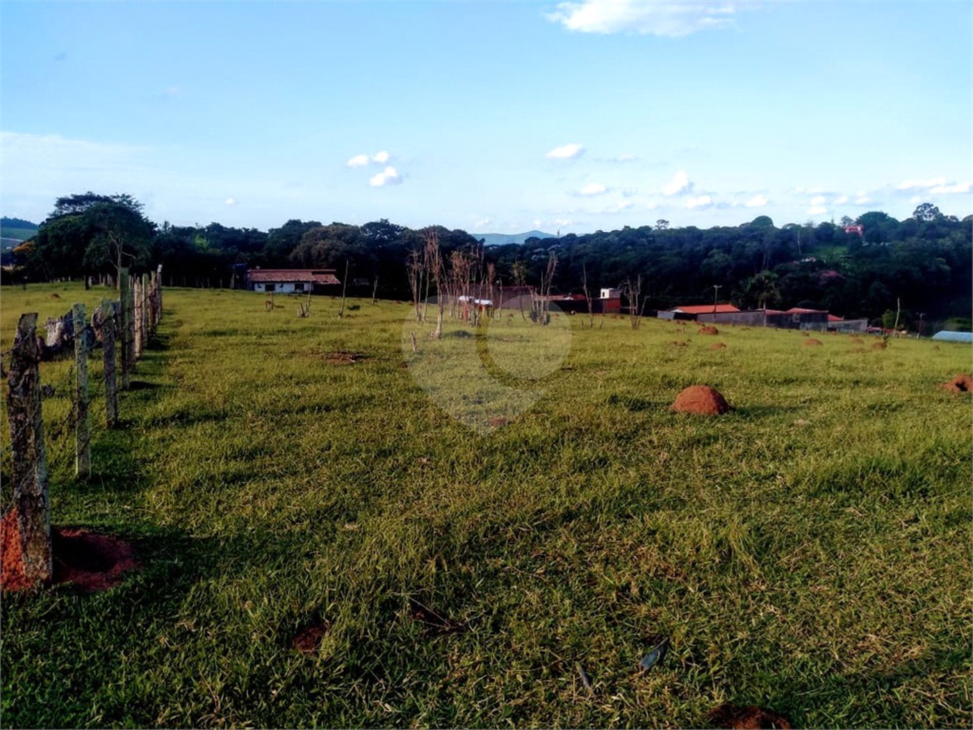 Sítio à venda com 1 quarto em Recanto Amapola, Bragança Paulista, SP