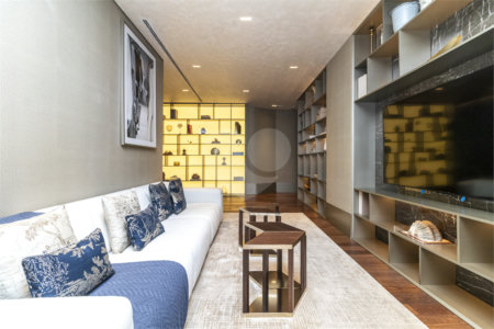 Apartamento à venda com 4 suítes em Jardim Guedala, São Paulo, SP