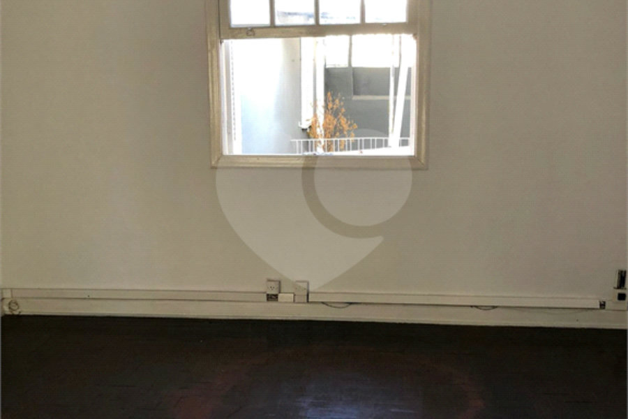Casa à venda com 10 quartos em Santana, São Paulo, SP